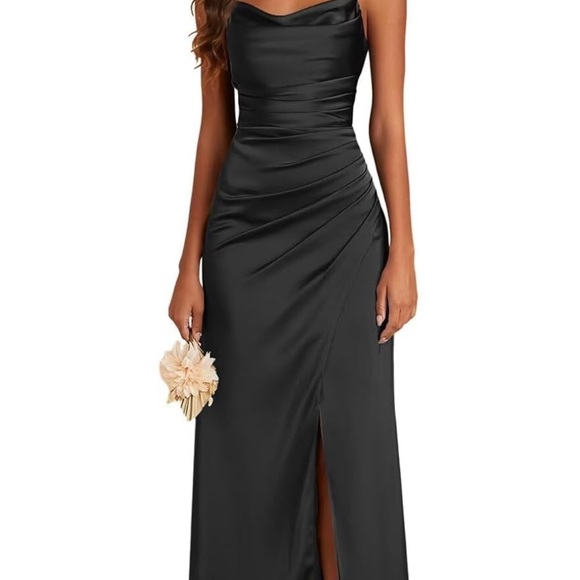 Dresses & Skirts - Elegant Black Evening Gown